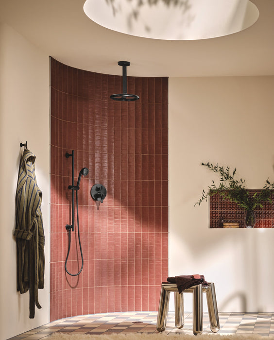 Brizo Essential Shower 74792 Linear Round Slide Bar With Hose, matte black - view 3