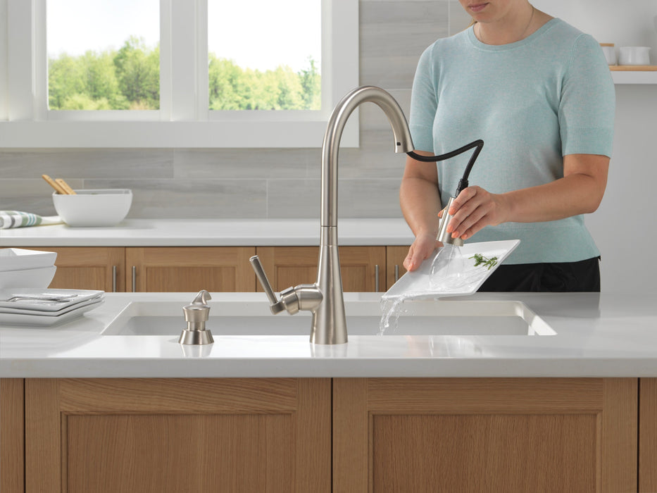 Delta Boyd 19893Z Single Handle Pull-Down Kitchen Faucet with Soap Dispenser and ShieldSpray Technology, spotshield...