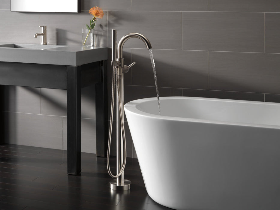 Delta Trinsic 559LF Single Handle Bathroom Faucet, stainless - view 3