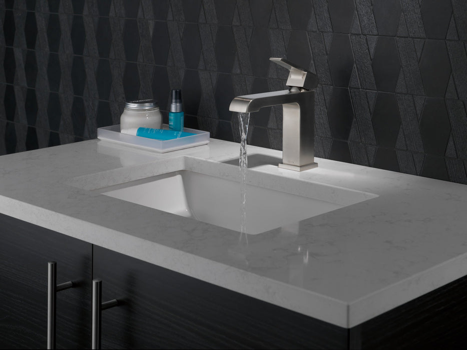 Delta Ara 567LF Single Handle Bathroom Faucet