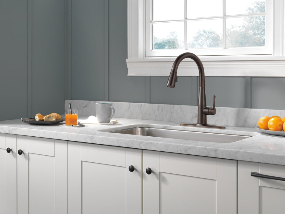 Delta Essa 9113 Single Handle Pull-Down Kitchen Faucet, venetian bronze - view 5