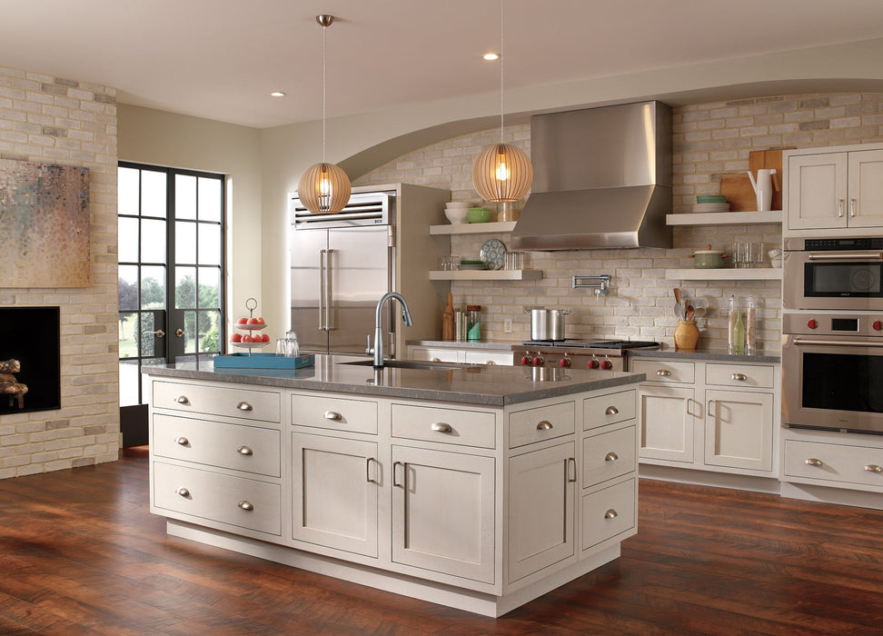Delta Essa 9113T Single Handle Pull-Down Kitchen Faucet with TouchTouch 2O Technology