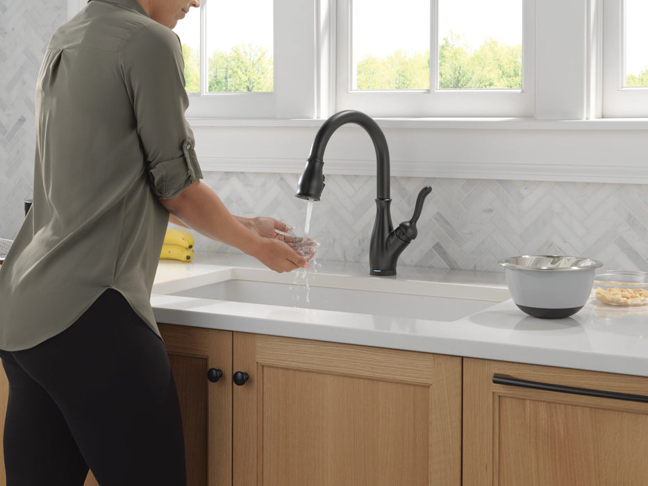 Delta Leland 9178TL TouchTouch 2O Technology Kitchen Faucet with Touchless Technology, matte black - view 5