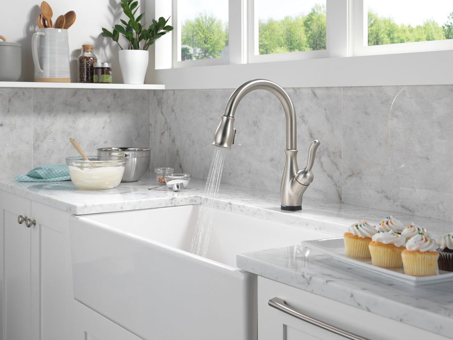 Delta Leland 9178TL TouchTouch 2O Technology Kitchen Faucet with Touchless Technology, spotshield stainless - view 3