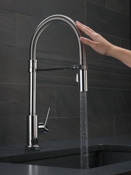 Delta Trinsic 9659T Single-Handle Pull-Down Spring Kitchen Faucet with TouchTouch 2O Technology, chrome - view 3