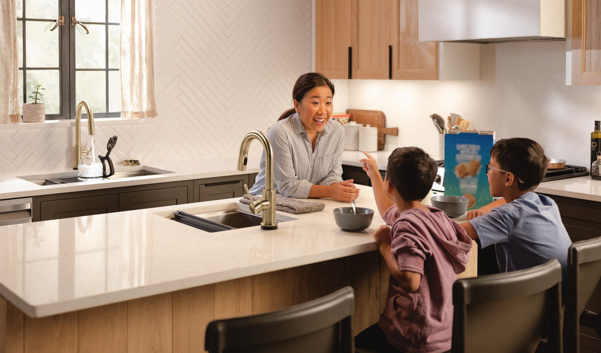 Delta Trinsic 9959TL Touch2O Bar / Prep Faucet with Touchless Technology, champagne bronze - view 5
