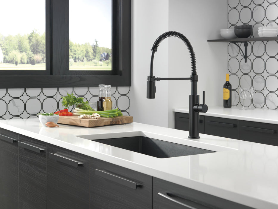 Delta Antoni 18803 Single-Handle Pull-Down Spring Kitchen Faucet, matte black - view 4