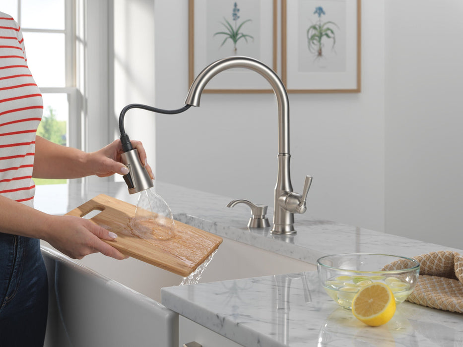 Delta Capertee 19877Z Single Handle Pull-Down Kitchen Faucet with Soap Dispenser and ShieldSpray Technology, spotshield...