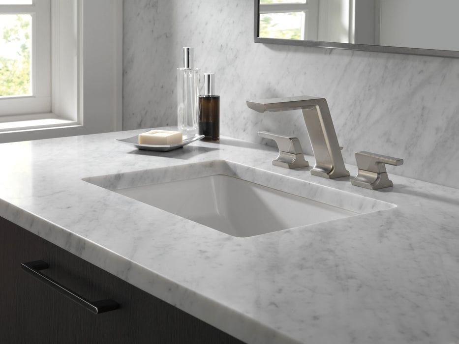 Delta Pivotal 3599LF Two Handle Widespread Bathroom Faucet