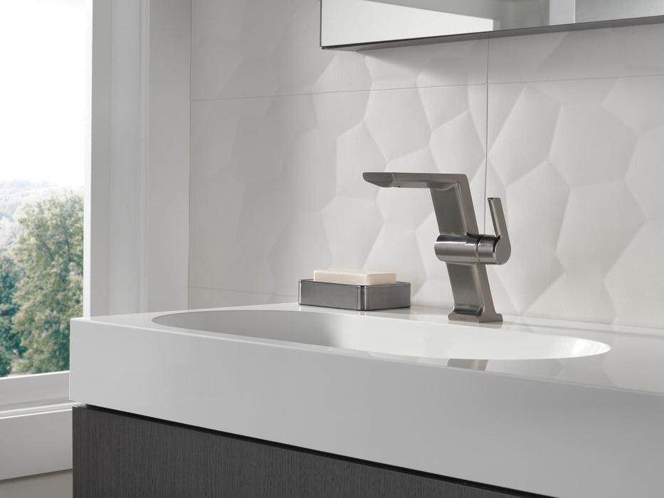 Delta Pivotal 699 Single Handle Mid-Height Vessel Bathroom Faucet