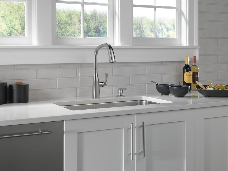 Delta Stryke 9176 Single Handle Pull-Down Kitchen Faucet, lumicoat arctic stainless - view 5