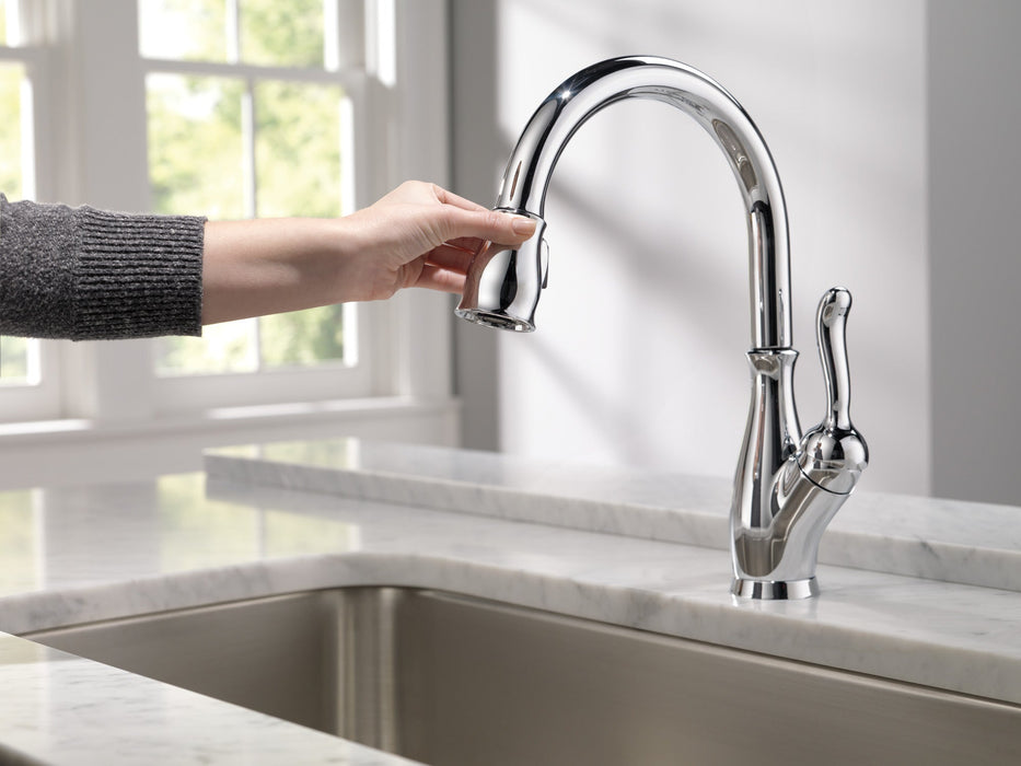 Delta Leland 9178 Single Handle Pull-Down Kitchen Faucet with ShieldSpray Technology, chrome - view 4