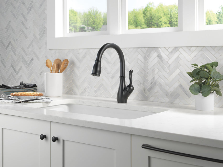 Delta Leland 9178 Single Handle Pull-Down Kitchen Faucet with ShieldSpray Technology, matte black - view 3