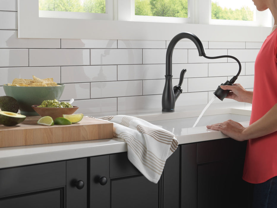 Delta Leland: VoiceIQ Single Handle Pull-Down Faucet with Touch2O Technology, matte black - view 4