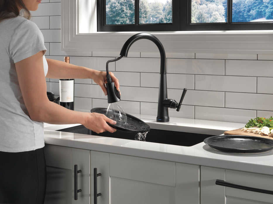 Delta Emmeline: Single Handle Pull Down Kitchen Faucet with Touch2O Technology, matte black - view 4