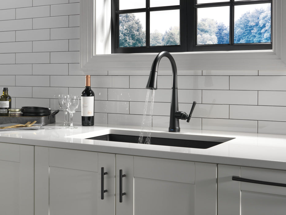 Delta Emmeline: Single Handle Pull Down Kitchen Faucet with Touch2O Technology, matte black - view 5