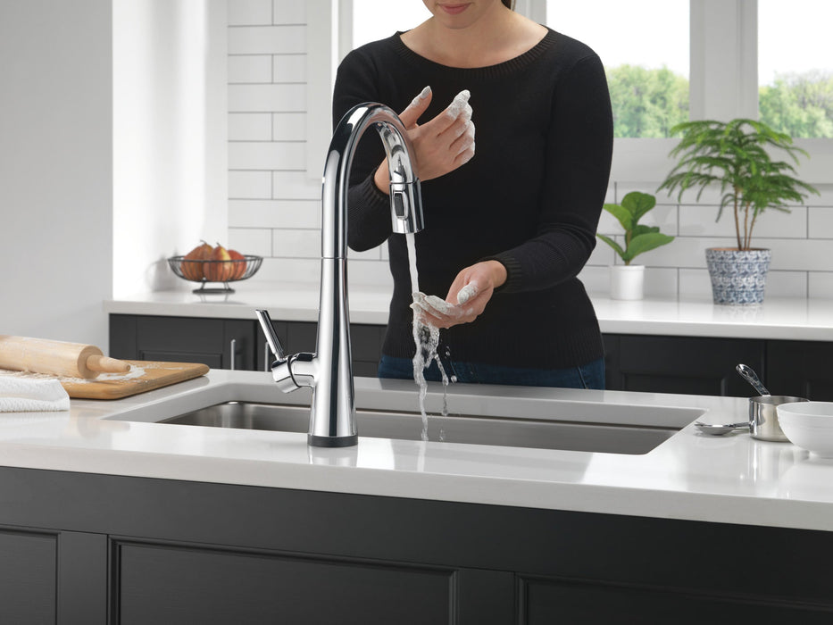 Delta Monrovia: Single Handle Pull-Down Kitchen Faucet With Touch2O Technology, lumicoat chrome - view 5