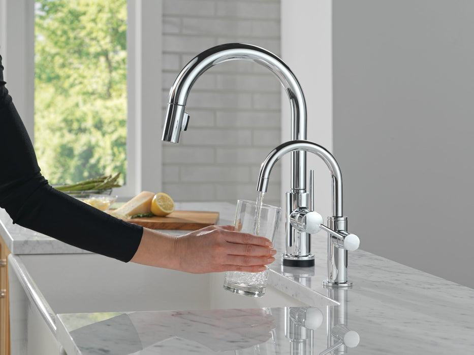 Delta 1930 Contemporary Round Beverage Faucet, chrome - view 4