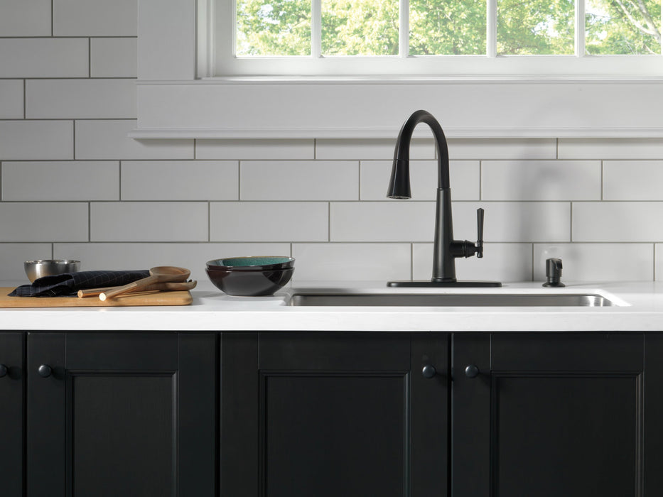 Delta Emmeline 9182 Single Handle Pull-Down Kitchen Faucet, matte black - view 3