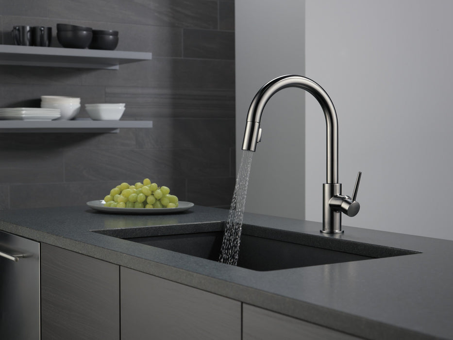 Delta Trinsic 9159 Single Handle Pull-Down Kitchen Limited Swivel, black stainless - view 3
