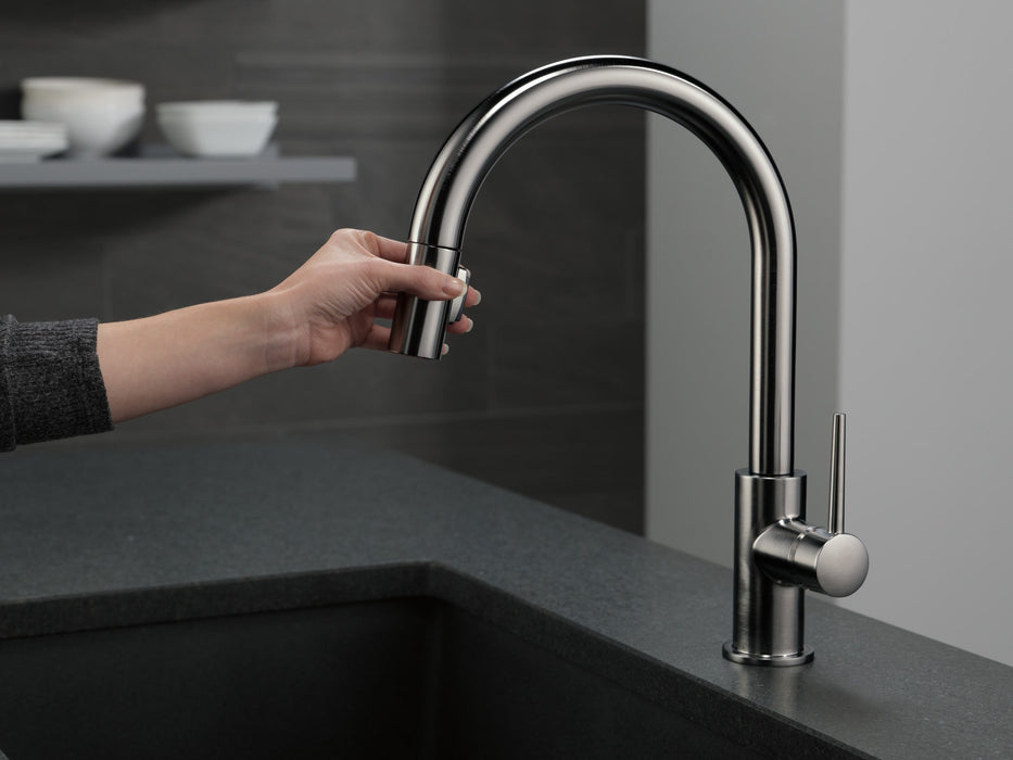 Delta Trinsic 9159 Single Handle Pull-Down Kitchen Limited Swivel, black stainless - view 4