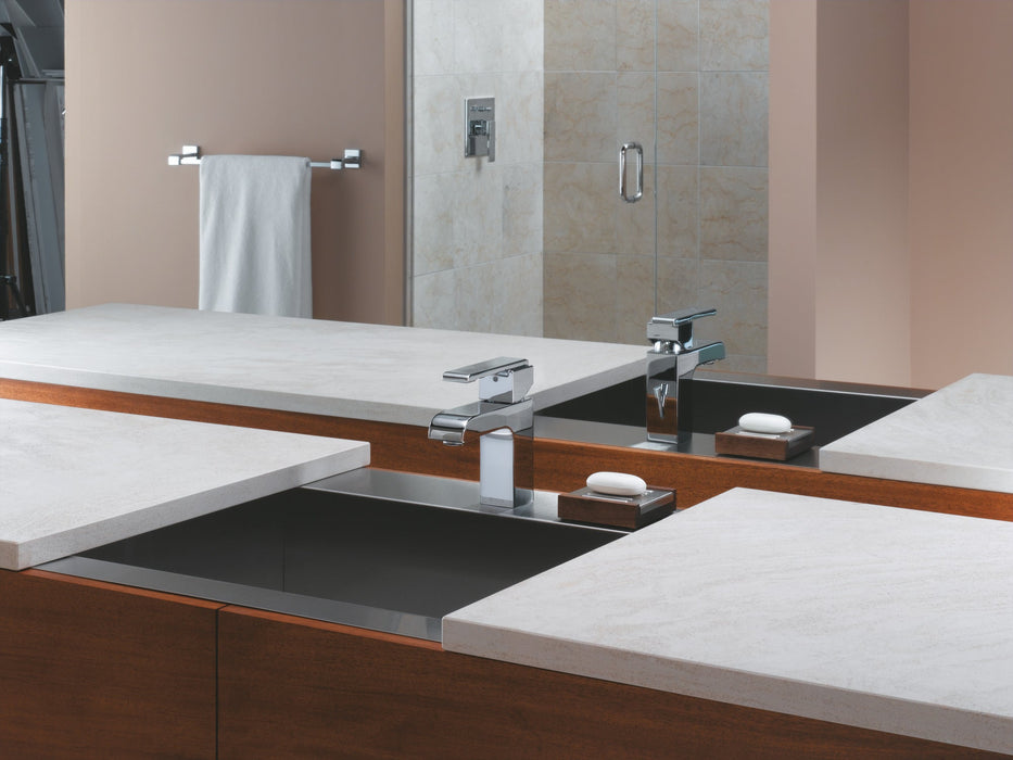 Delta Velum IAO20818 Towel Bar, chrome - view 3
