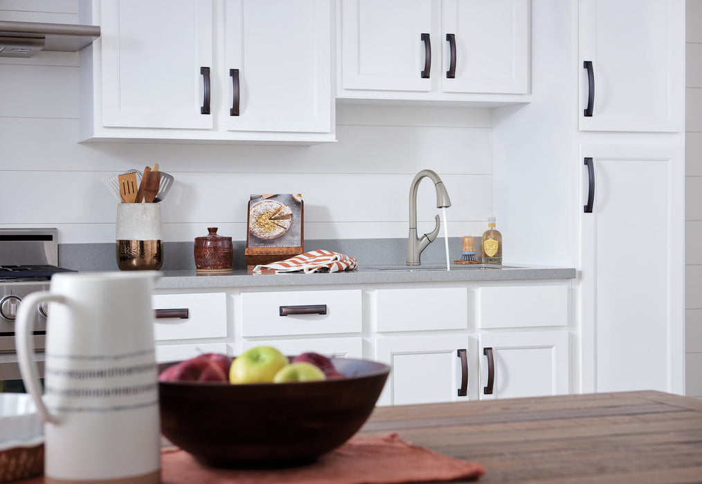 Peerless Parkwood P6935LF Single Handle Pullout Kitchen Faucet