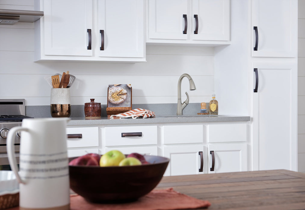 Peerless Parkwood P6935LF Single Handle Pullout Kitchen Faucet