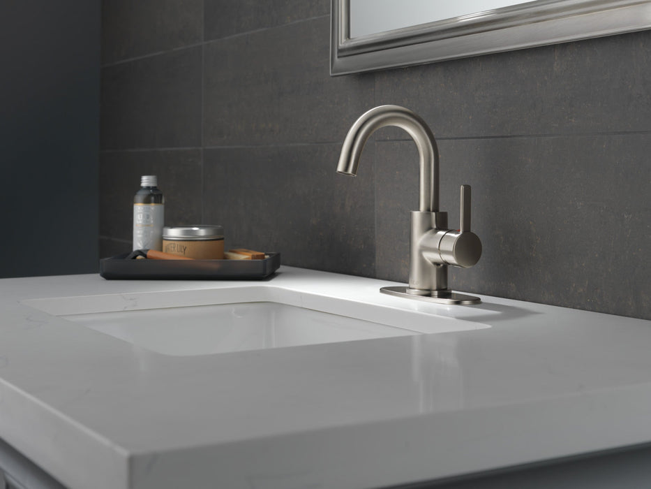 Peerless Precept P191102LF Single Handle Centerset Bathroom Faucet