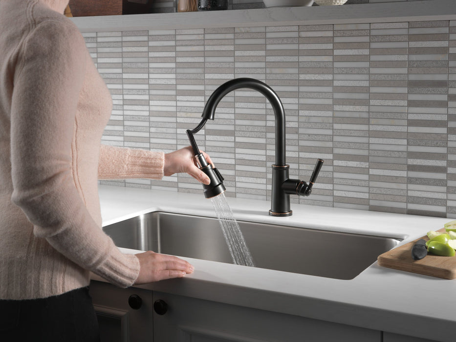 Peerless Westchester P7923LF Single-Handle Pull-Down Kitchen Faucet