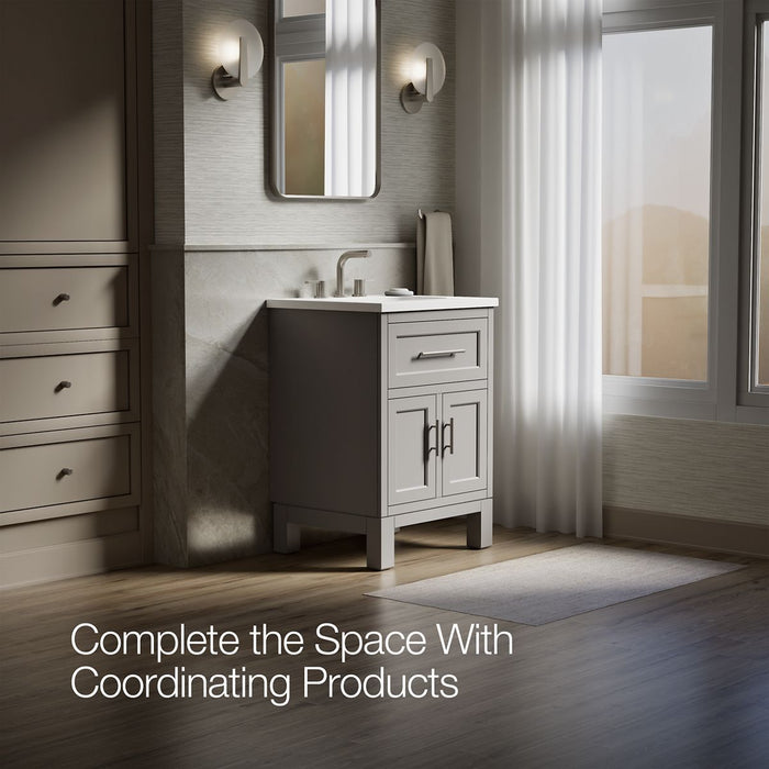 Up to 2 walls & multiple product categories visible, 2-point perspective