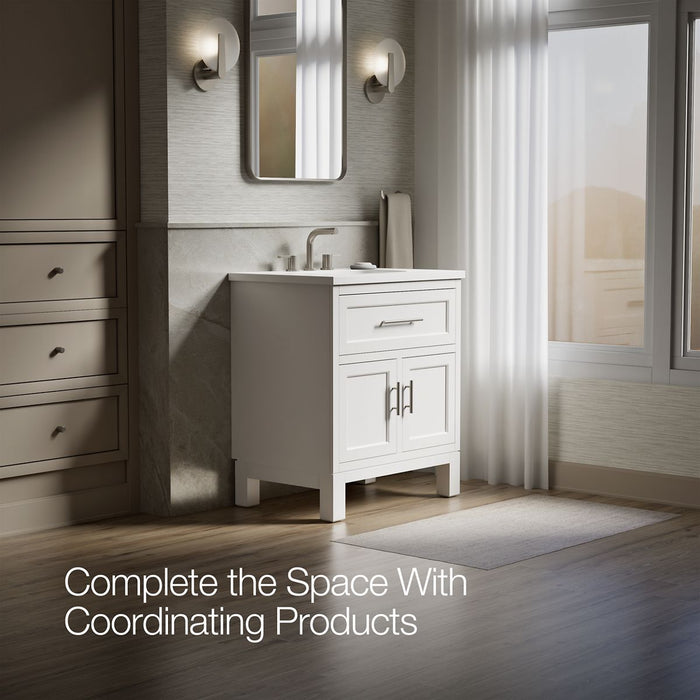 Up to 2 walls & multiple product categories visible, 2-point perspective