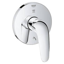 Load image into Gallery viewer, Grohe 19993 Eurostyle 3 7/8 Inch Three Port Diverter Valve Trim with Lever Handle.
