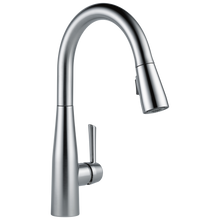Load image into Gallery viewer, Delta 9113-DST Essa Single Handle Pull-Down Kitchen Faucet
