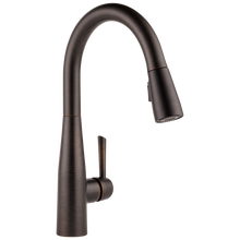 Load image into Gallery viewer, Delta 9113-DST Essa Single Handle Pull-Down Kitchen Faucet
