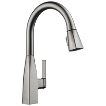 Load image into Gallery viewer, Delta Peerless Xander: Single Handle Pulldown Kitchen Faucet
